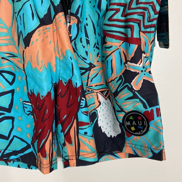 ✨3/$25✨NWT - Maui & Sons Swim Trunks - S - Picture 3 of 6
